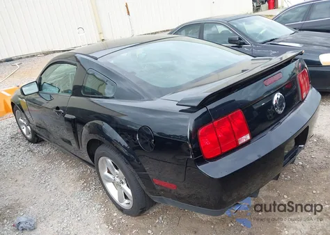 2008 Ford Mustang Gt Deluxe/Gt Premium из США, поврежденный, VIN 1ZVHT82H585111909